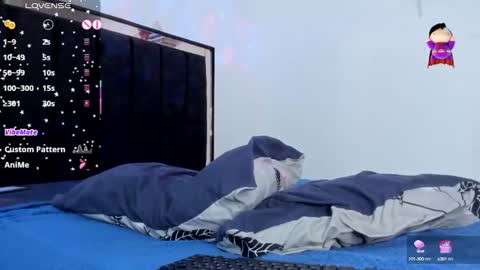 SamyHolbrook online show from 25, 1, 2025