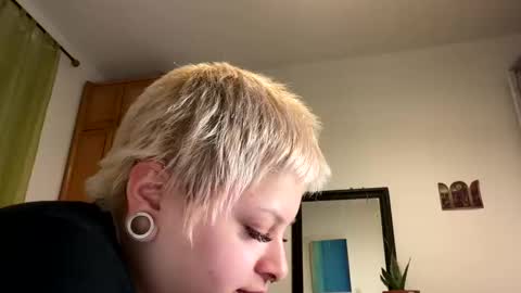 Snapshot of samymoon3 chatting on 18, 3, 2026 Samymoon online show from 18, 3, 2026