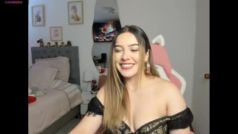 Samanta online show from 8, 1, 2025