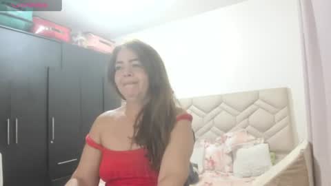 Snapshot of sanddi_milff chatting on 21, 7, 2026 Sanddi online show from 21, 7, 2026