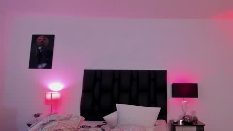 MilaSander online show from 20, 2, 2025