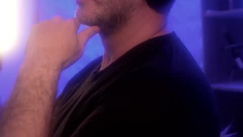 Sanders online show from 8, 11, 2025