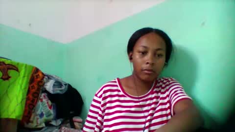 sandra1253099 online show from 2, 11, 2025