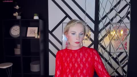 Snapshot of sandra_kind chatting on 10, 2, 2025 Sandra online show from 10, 2, 2025