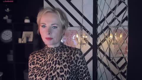 Snapshot of sandra_kind chatting on 12, 2, 2025 Sandra online show from 12, 2, 2025