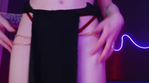 Sandy  online show from 26, 1, 2025