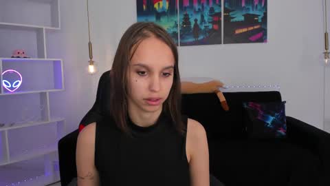 Snapshot of sandrazoe chatting on 22, 9, 2025 San online show from 22, 9, 2025