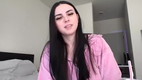 Sandra online show from 5, 3, 2025