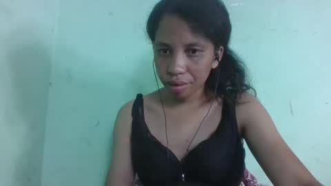 sandrinah788632 online show from 25, 3, 2026