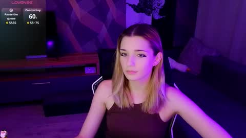 Snapshot of sandy_belle88 chatting on 23, 9, 2025 sandy_belle88 online show from 23, 9, 2025