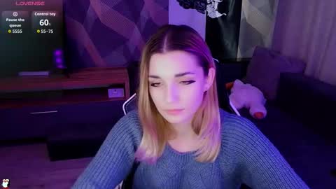 Snapshot of sandy_belle88 chatting on 9, 10, 2025 sandy_belle88 online show from 9, 10, 2025