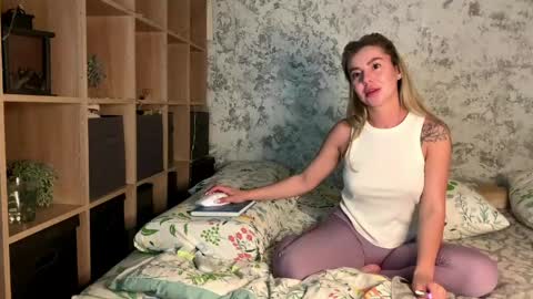 Sandy online show from 27, 4, 2026