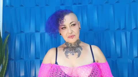 Sandy Rose online show from 1, 1, 2025