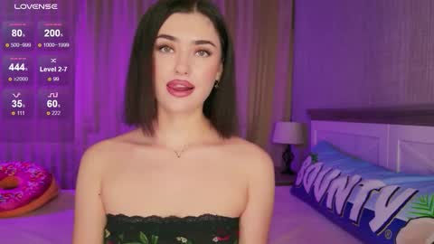 Sandy online show from 24, 10, 2025