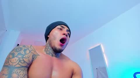 Snapshot of santi__ferrer chatting on 9, 9, 2025 Santi Ferrer online show from 9, 9, 2025