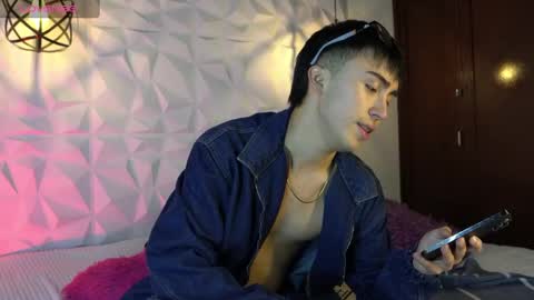 santi_fabulous online show from 7, 3, 2025