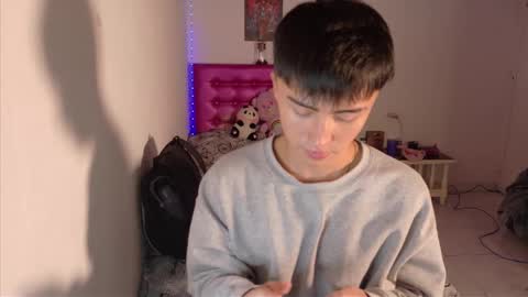 santi_fabulous online show from 21, 12, 2025