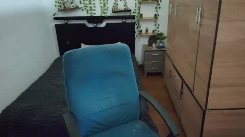 santi_ss online show from 13, 5, 2026