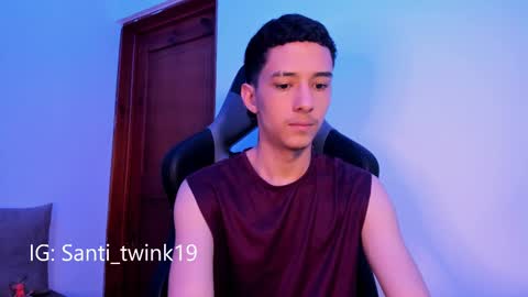 santi_twink19 online show from 11, 2, 2025