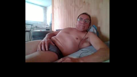 Snapshot of santiago_n chatting on 10, 6, 2026 santiago_n online show from 10, 6, 2026