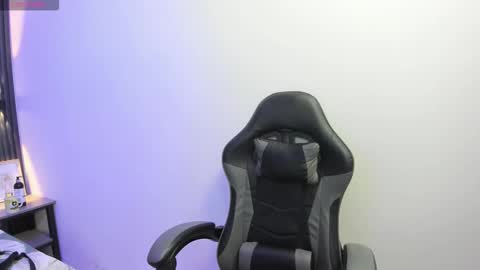 santiago_russo18 online show from 22, 2, 2026