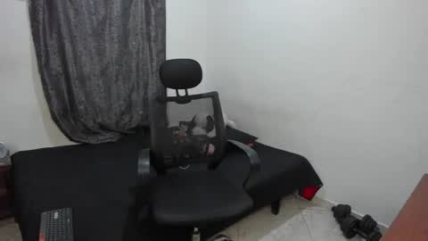 Snapshot of santiceballo chatting on 24, 4, 2026 Julius Novachrono online show from 24, 4, 2026