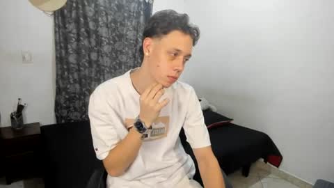 Snapshot of santiceballo chatting on 23, 6, 2026 Julius Novachrono online show from 23, 6, 2026