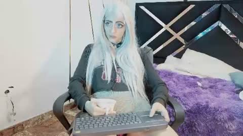 Snapshot of santsara chatting on 11, 7, 2026 SANTSARA online show from 11, 7, 2026