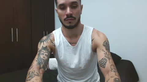 Santy Torres online show from 28, 4, 2026