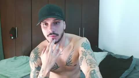 Snapshot of santti_torres chatting on 28, 6, 2026 Santy Torres online show from 28, 6, 2026