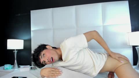 Santiago Carrington online show from 20, 12, 2024