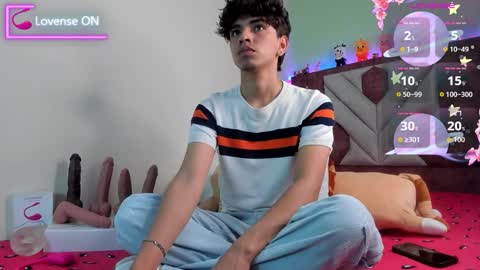 Santiago Carrington online show from 27, 9, 2025