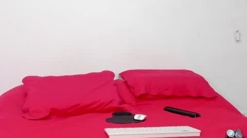 Snapshot of santy_of1 chatting on 27, 5, 2026 santy_of1 online show from 27, 5, 2026