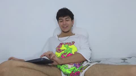 santybig18 online show from 7, 1, 2025