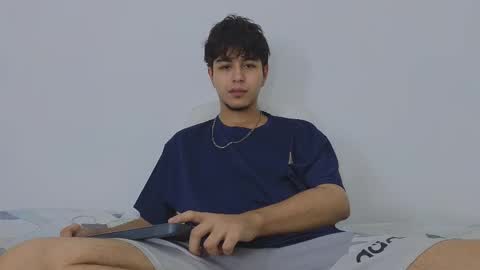 santybig18 online show from 1, 3, 2025