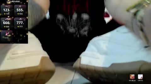 sanyaseraphine0 online show from 17, 4, 2026