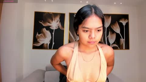 Snapshot of saphirajames chatting on 6, 6, 2026 Saphira James online show from 6, 6, 2026