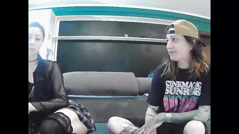 sapphirevelvet online show from 4, 5, 2026