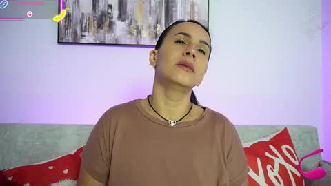   online show from 30, 11, 2025