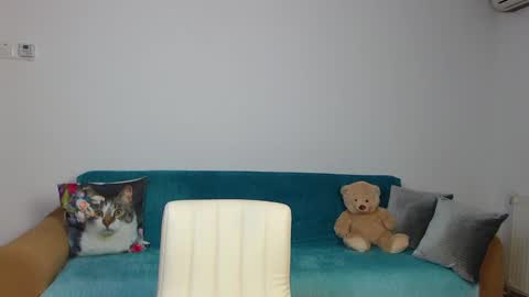 Snapshot of sara_daisy chatting on 4, 12, 2024 Im Sara I am happy to be here online show from 4, 12, 2024