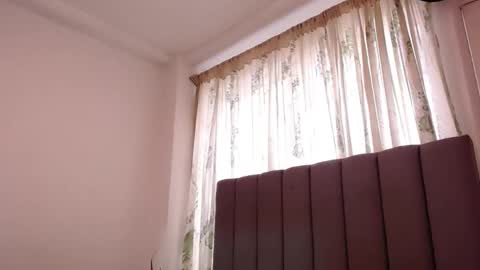 sara_johnson__ online show from 12, 3, 2026