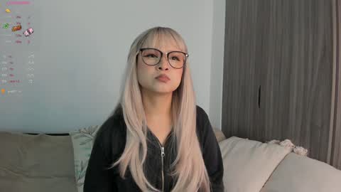 Sara  new account  give me thomb up  Follow me   help me reach 15k followers again   online show from 16, 1, 2025