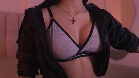 sara_lopee1 online show from 16, 1, 2026