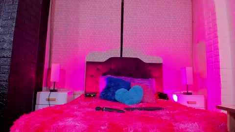 Sara Love online show from 21, 5, 2026
