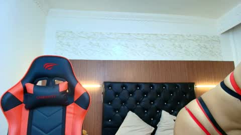 Snapshot of sara_lux1 chatting on 4, 3, 2026 Sarax lux online show from 4, 3, 2026