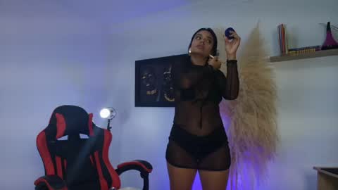 Snapshot of sara_lux1 chatting on 16, 4, 2026 Sarax lux online show from 16, 4, 2026