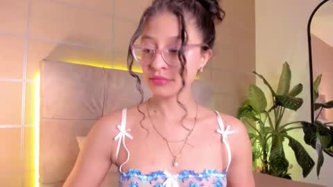 Sara  online show from 26, 3, 2026