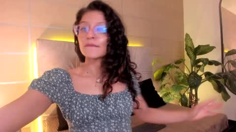 Sara  online show from 16, 4, 2026