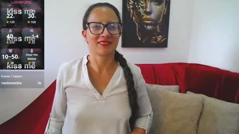 Snapshot of sara_marrisson chatting on 5, 6, 2026 Sara online show from 5, 6, 2026