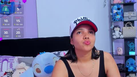 Snapshot of sara_mendez2_ chatting on 21, 9, 2025 Sara Mendez online show from 21, 9, 2025